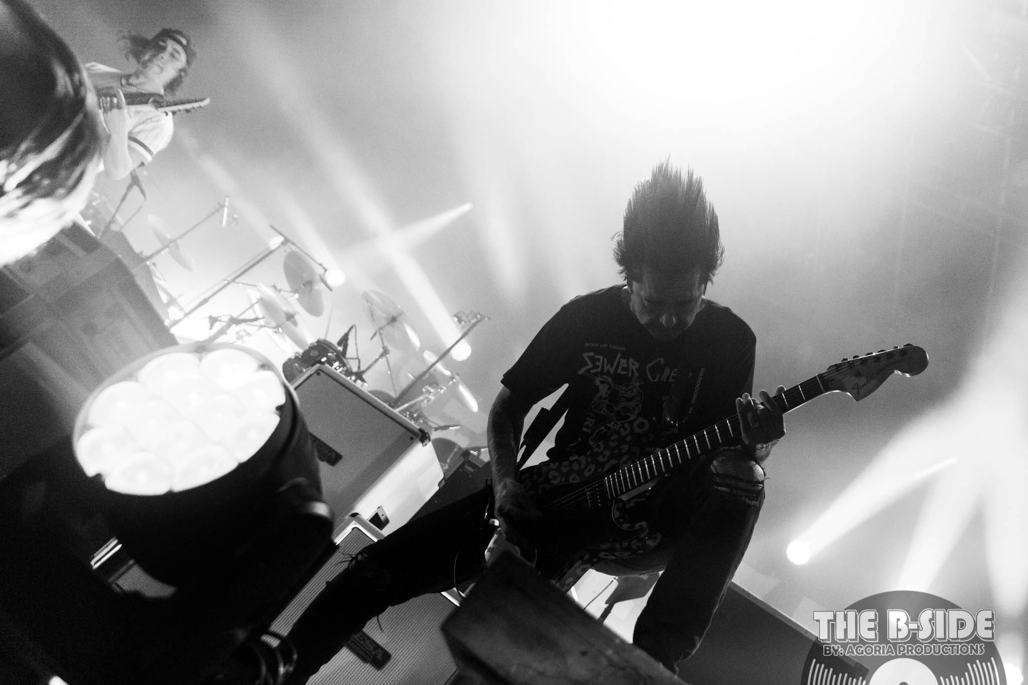 Lead guitarist Tony Perry performing live in Toronto with Pierce the Veil on Oct. 5, 2022. Taken By Leo Montero, Truffle Images, The B-Side Blog